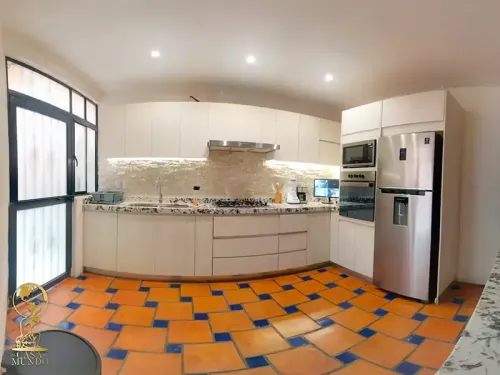 cocina1-la_cocina_con_todos_sus_servicios