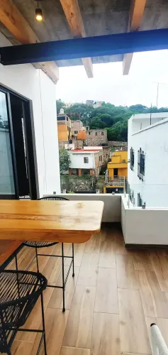 patio2-terraza_de_la_habitacin